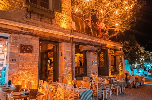turkey/izmir/cesme/hoscakalalacatiad488669.jpg