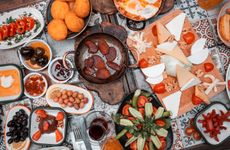 turkey/izmir/cesme/hoscakalalacatic63009c2.jpg