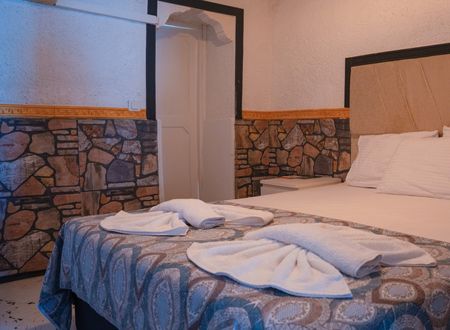 turkey/izmir/cesme/imrensalacati079079b3.jpg