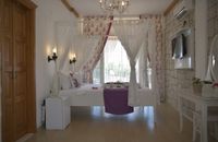 Стая за младоженци