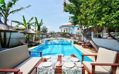 Lamira Suites 1 · 3