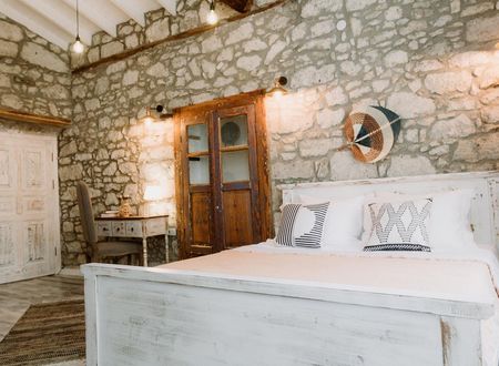 turkey/izmir/cesme/morisiavlu7715fe06.jpg