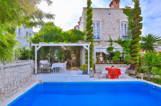 turkey/izmir/cesme/mystonehomec448108b.jpg