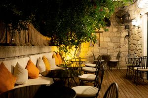 turkey/izmir/cesme/owlalacatia9197a8d.jpg