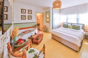 turkey/izmir/cesme/palasalacationlyadult7a831253.jpg