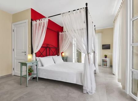 turkey/izmir/cesme/pandaalacatie459604b.jpg