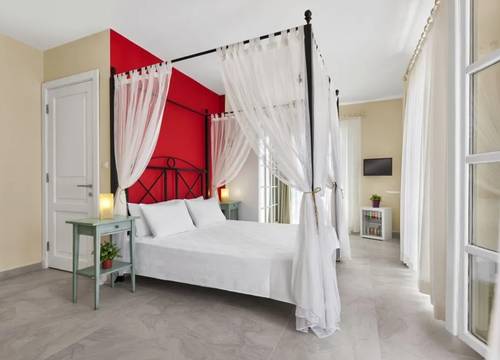 turkey/izmir/cesme/pandaalacatie459604b.jpg