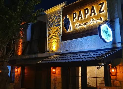 turkey/izmir/cesme/papazboutiquealacatie8066b2a.jpg