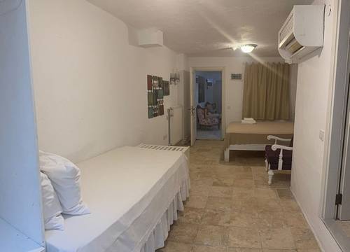 turkey/izmir/cesme/peraalacati988093f1.jpg