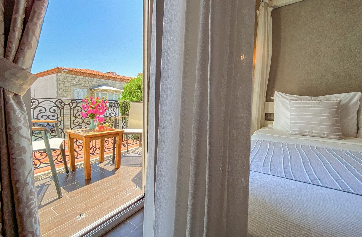 Provence Mansion Alaçatı - Çeşme, İzmir | Otelz