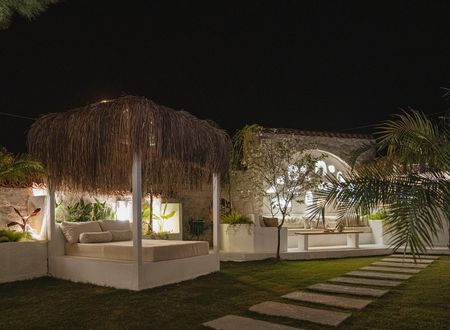 turkey/izmir/cesme/sandalalacati5481466a.jpg