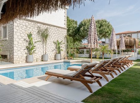 turkey/izmir/cesme/sandalalacatie220775f.jpg