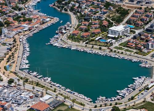 turkey/izmir/cesme/sisusmarina17c39d7f.jpg