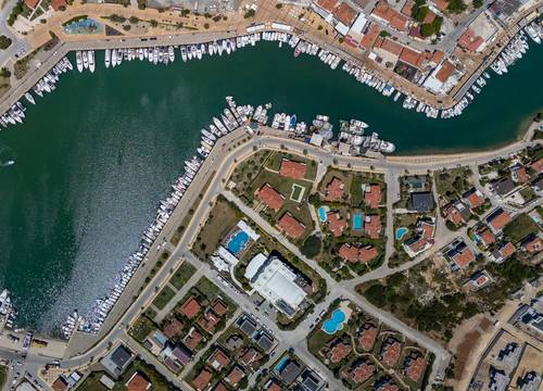 turkey/izmir/cesme/sisusmarina44c4a2b0.jpg