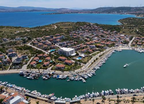 turkey/izmir/cesme/sisusmarinaf1e86691.jpg