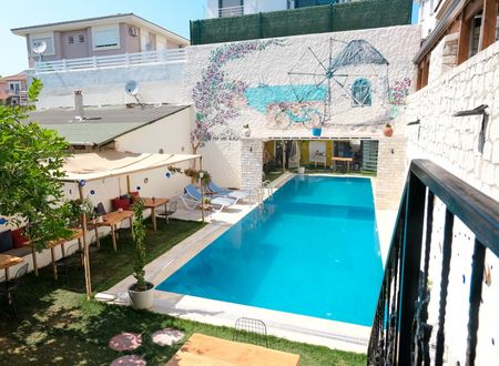 turkey/izmir/cesme/tekhanalacatibb24f6f9.jpg