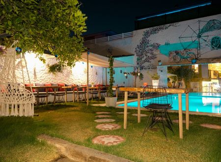 turkey/izmir/cesme/tekhanalacatice26097a.jpg