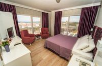 Classic Suite mit Meerblick