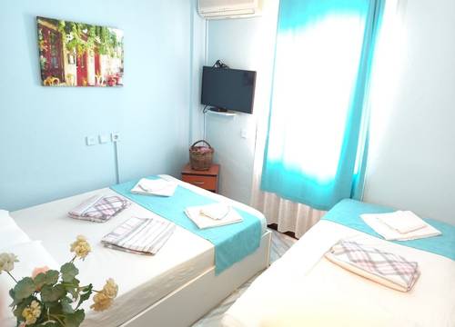 turkey/izmir/cesme/yesimpansiyona3d9f92a.jpg