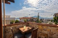 Üç Kişilik Oda - Deniz Manzaralı