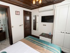 STANDARD ROOM FOR TWO PEOPLE (5)