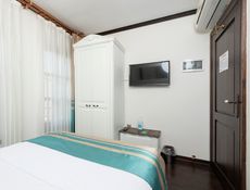 STANDARD ROOM FOR TWO (11)