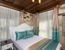 Standard Room - King Room