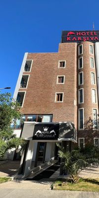 Karşıyaka Hotel