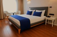 Pokój typu Superior z podwójnym dużym łóżkiem