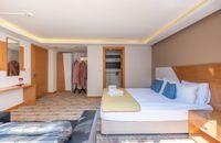 Balkonlu Manzarasız Oda