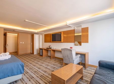turkey/izmir/konak/bulvarhotelced1d4a2.jpg