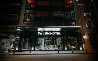 En Otel · 5