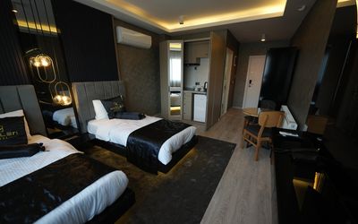 Marlen Hotel Bayraklı · 3