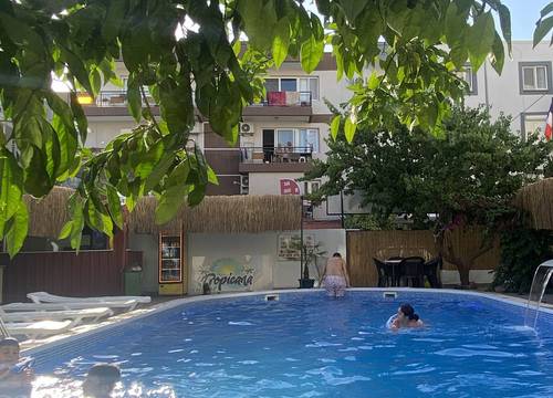 turkey/izmir/menderes/tropicanapansiyon3743f671.jpg