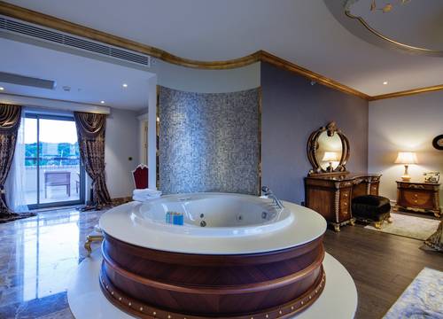 turkey/izmir/seferihisar/royalteosthermalresortclinicspa366d42f5.jpg