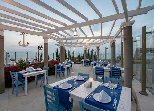 turkey/izmir/seferihisar/royalteosthermalresortclinicspa66c20c33.jpg