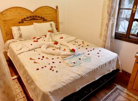 turkey/izmir/selcuk/sirincempansiyonf6f293d6.jpg