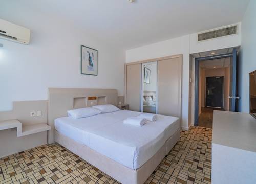 turkey/izmir/sibylhotelerythraibymuupcesme41b0483a.jpg