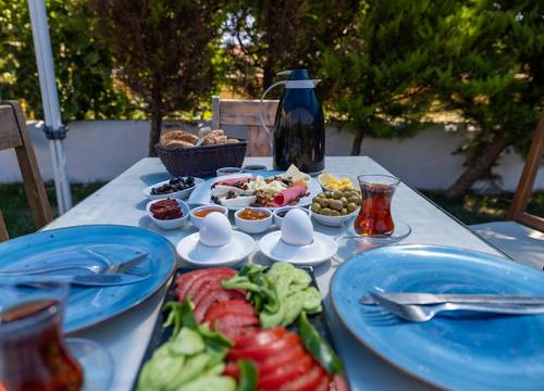 turkey/izmir/urla/pusulahotelkaferestaurant9161205b.jpg