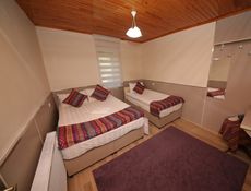 Familienzimmer mit Garten (3 Personen)