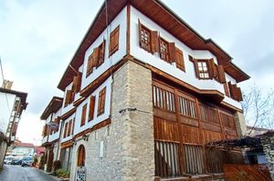turkey/karabuk/safranbolu/yorgancioglukonak13020f4f.jpg