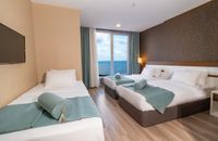 Chambre Triple de Luxe Vue sur Mer