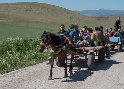 turkey/kars/dogununtasevleri5160b090.jpg