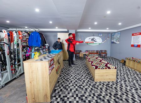 turkey/kars/lionhillresort638e12f6.jpg