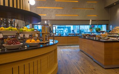 Crowne Plaza Kayseri Hotel · 4