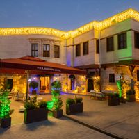 Four Mansions Hotel