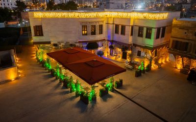 Four Mansions Otel · 3