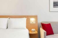 Superior Room With 1 Queensize Bed And Sofa