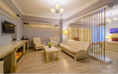 Real House Hotel · 3