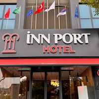 Inn Port Hotel